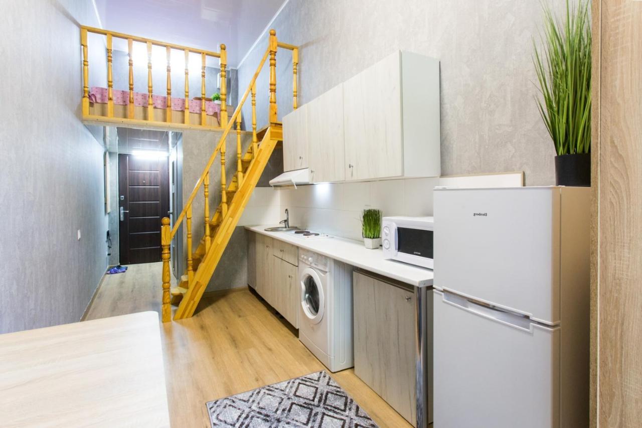 Квартира С Двухуровневой Планировкой, Метро Пушкинская Kharkiv Eksteriør billede